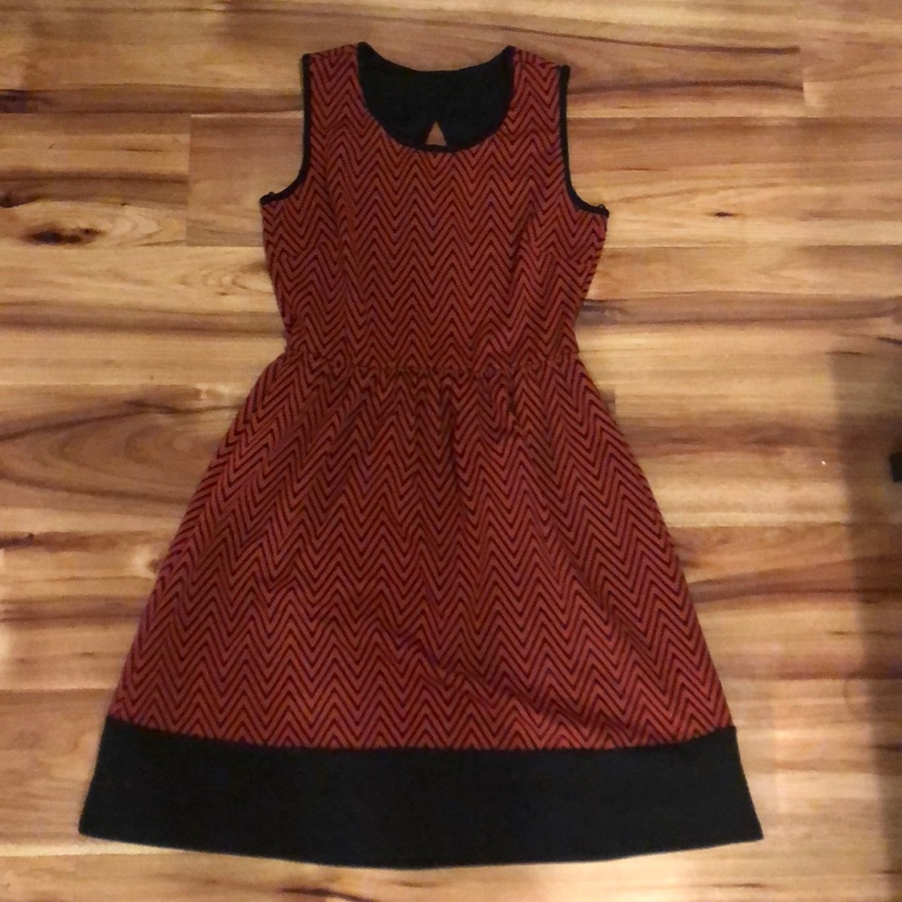 Le Lis chevron red dress